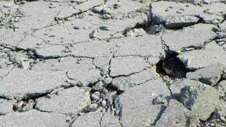 影响混凝土耐久性的主要因素及解决方案