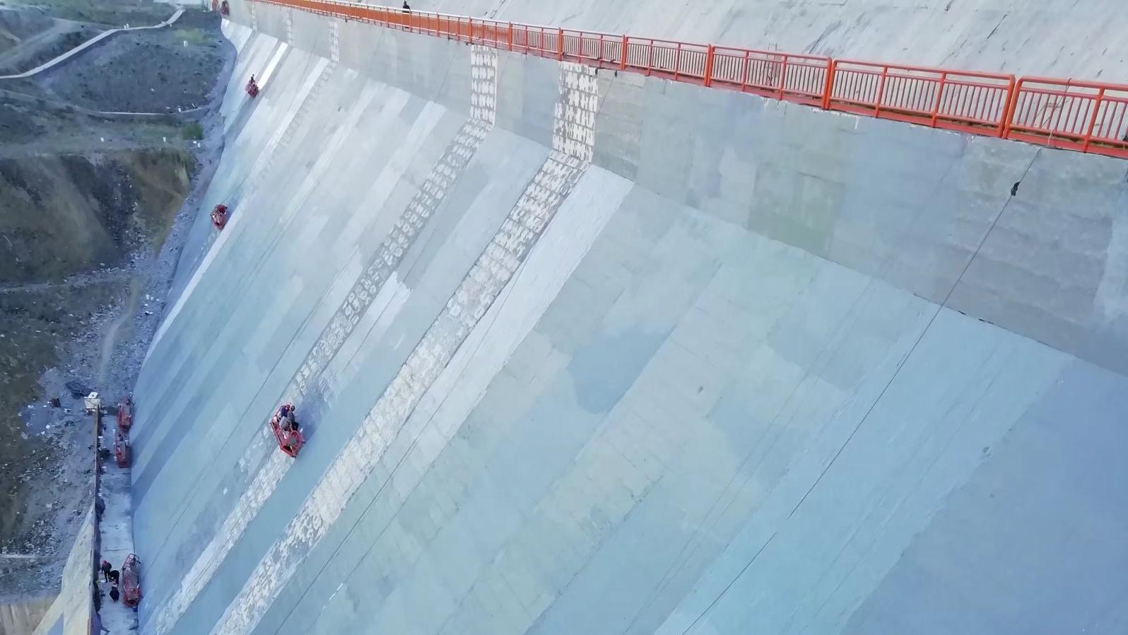 喀腊塑克水利枢纽工程大坝保温防护及渗漏修复工程