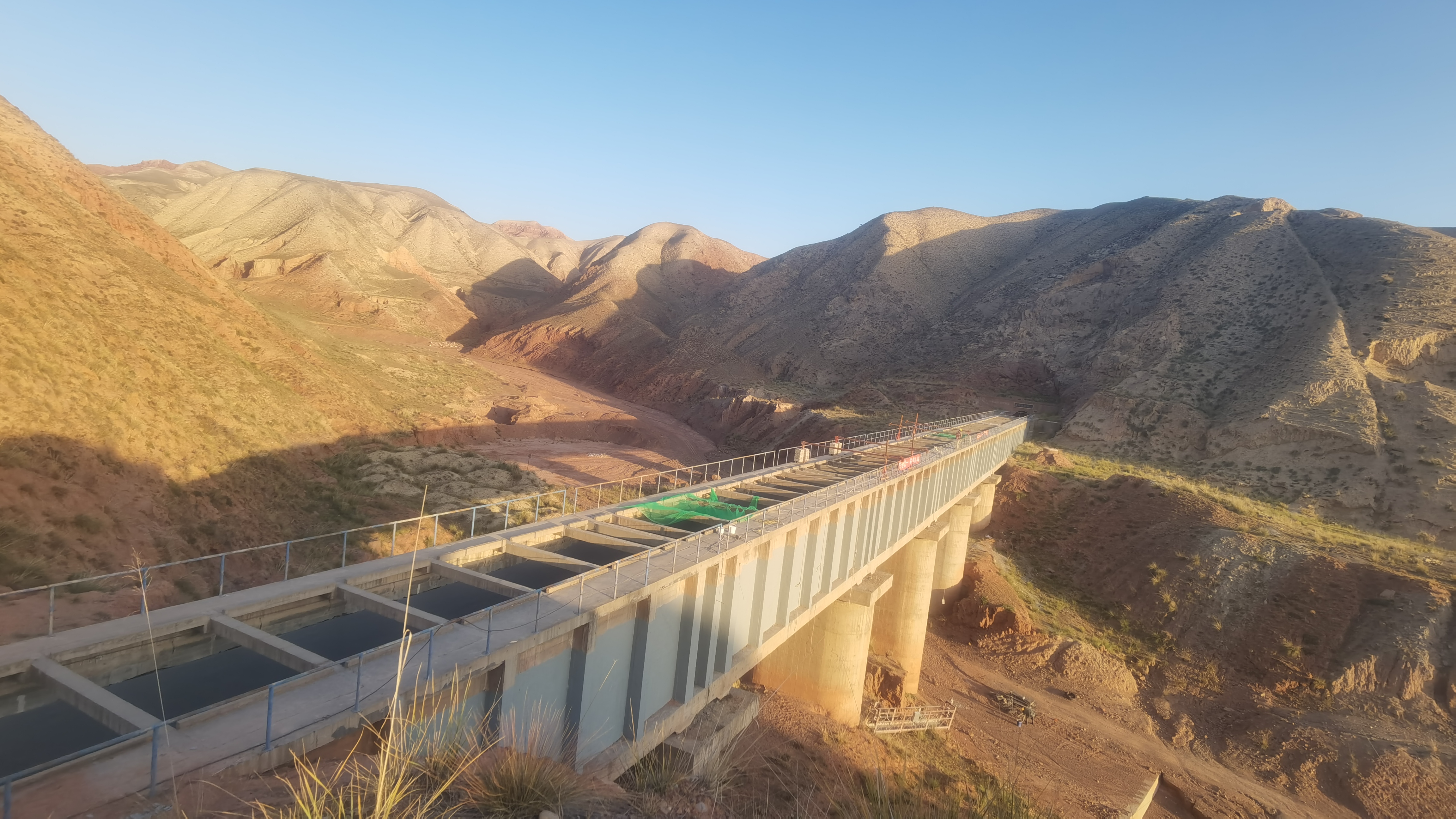 引大入秦龙家湾渡槽、小沙沟渡槽除险加固工程