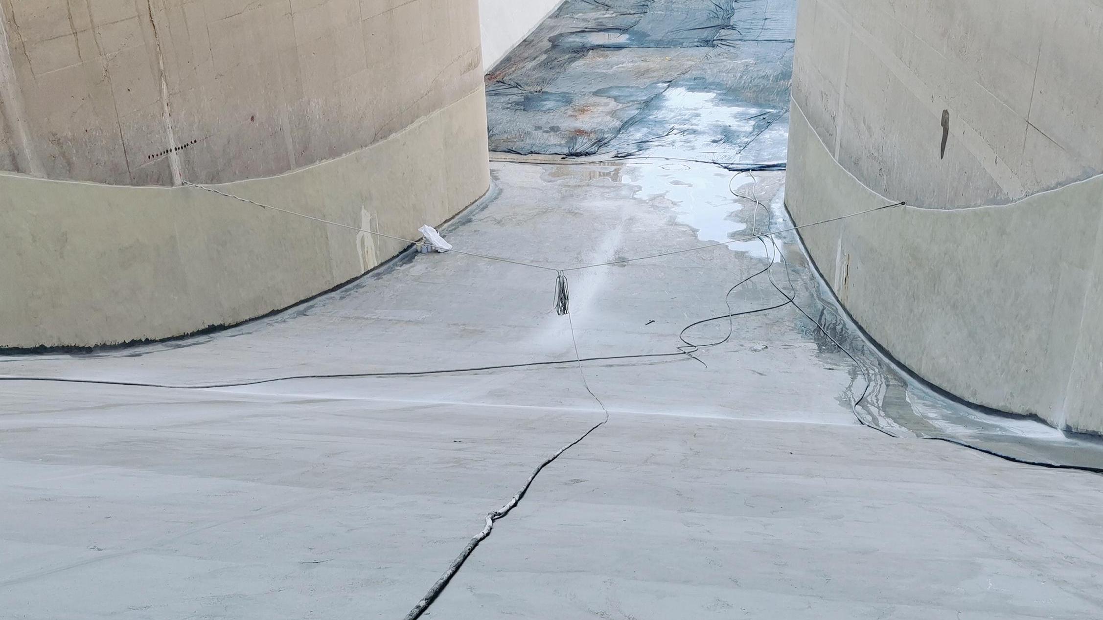 桐子林电站溢洪道环氧砂浆修复工程