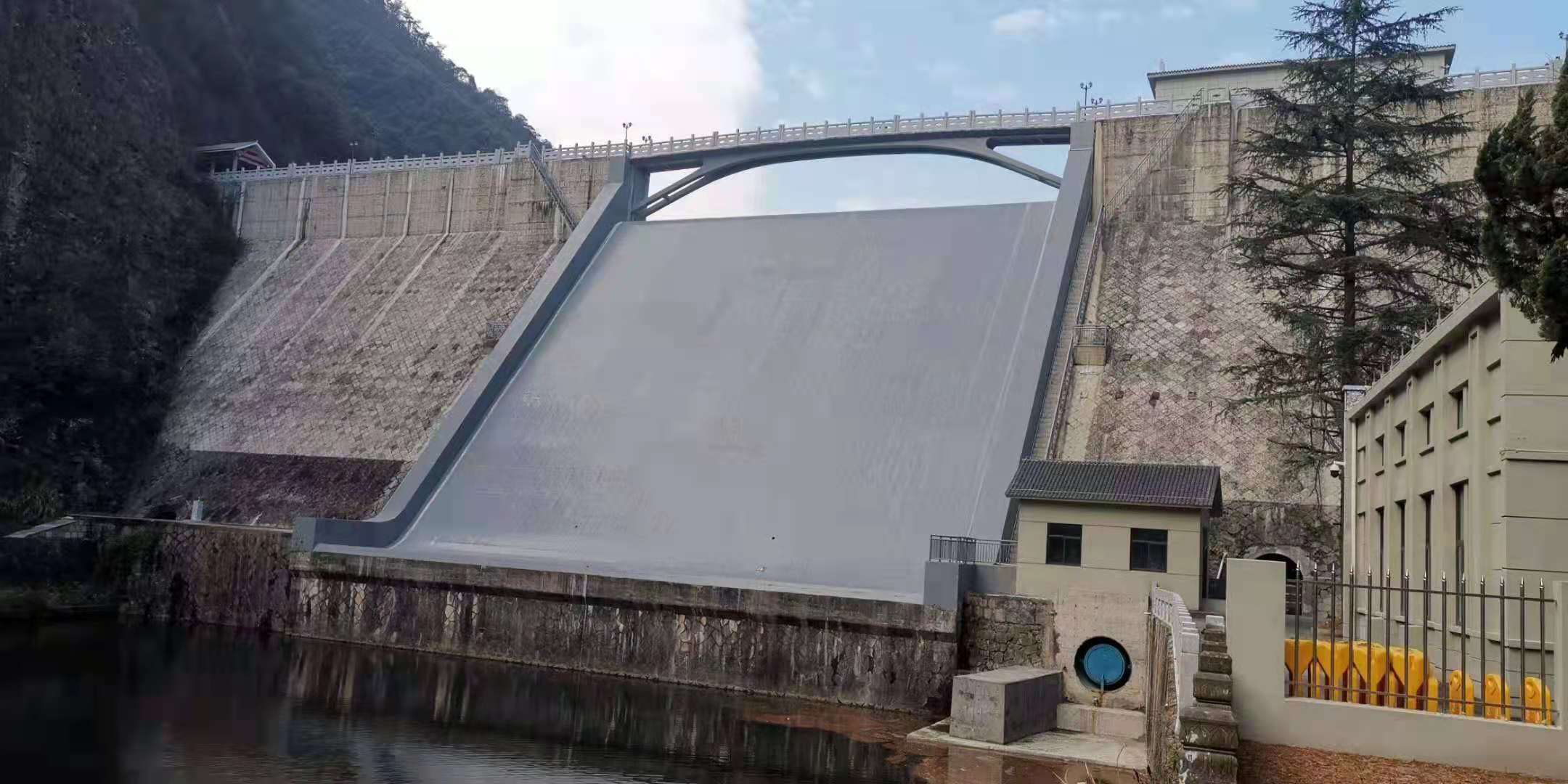 诸暨五泄水库坝面廊道维修加固防渗工程