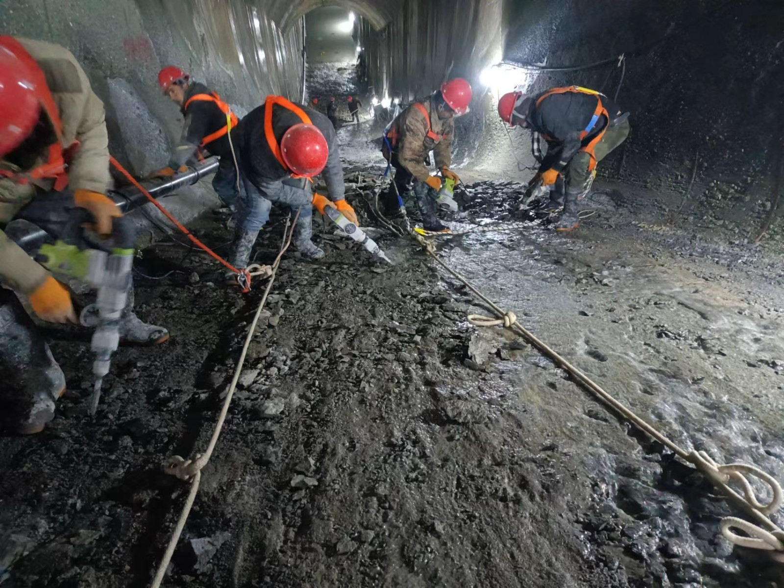 吉音施工前 (1).jpg