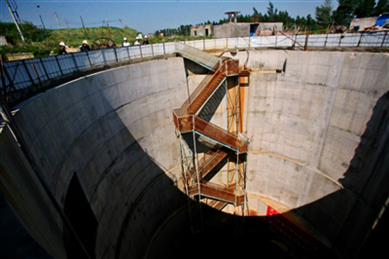 4-跨海盾构隧道的始发井.jpg