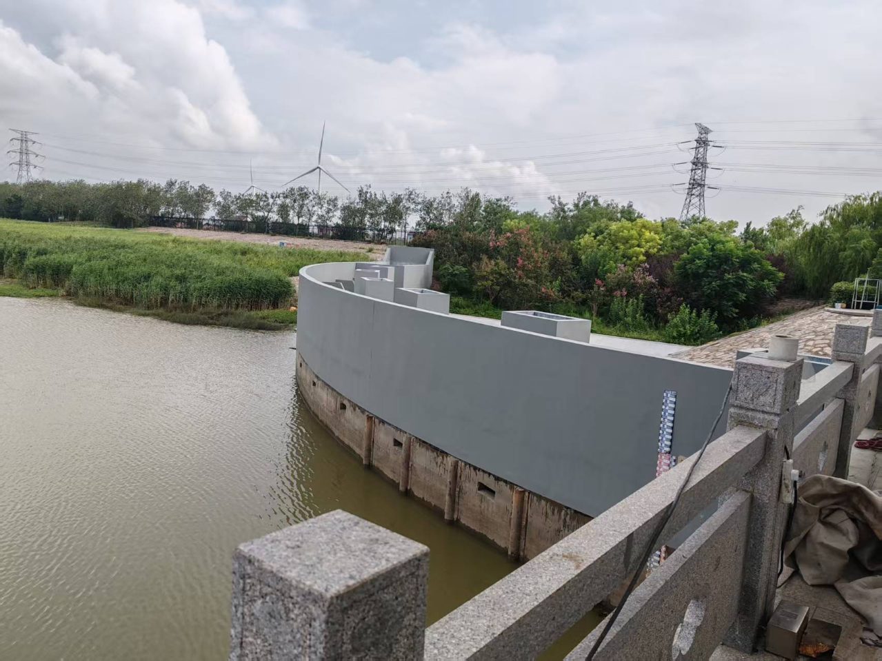 施工后-翼墙 (2).jpg 施工后-翼墙 (2).jpg